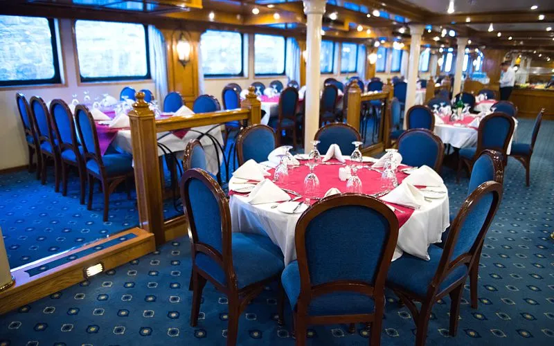 a sara nile cruise (7) - with Nilo Cruise