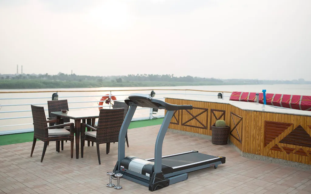 Blue Shadow Nile Cruise Luxor Aswan with Nilo Cruise 12