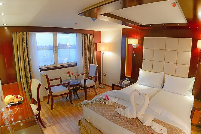 Blue Shadow Nile Cruise Luxor Aswan with Nilo Cruise 4