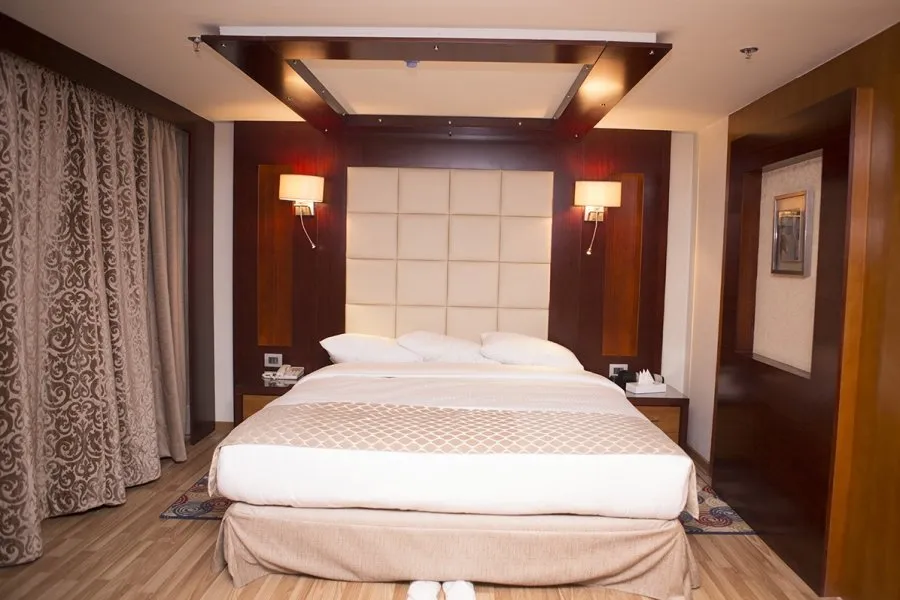Blue Shadow Nile Cruise Luxor Aswan with Nilo Cruise 7