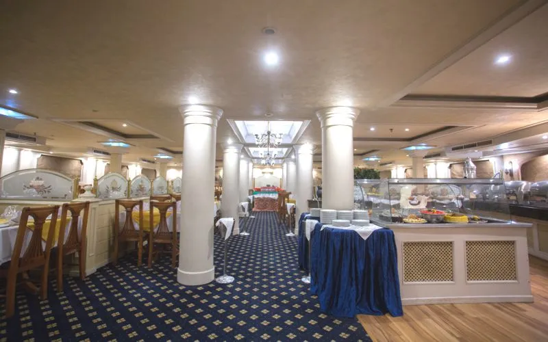 Princess Sarah II Nile Cruise with Nilo Cruise 11