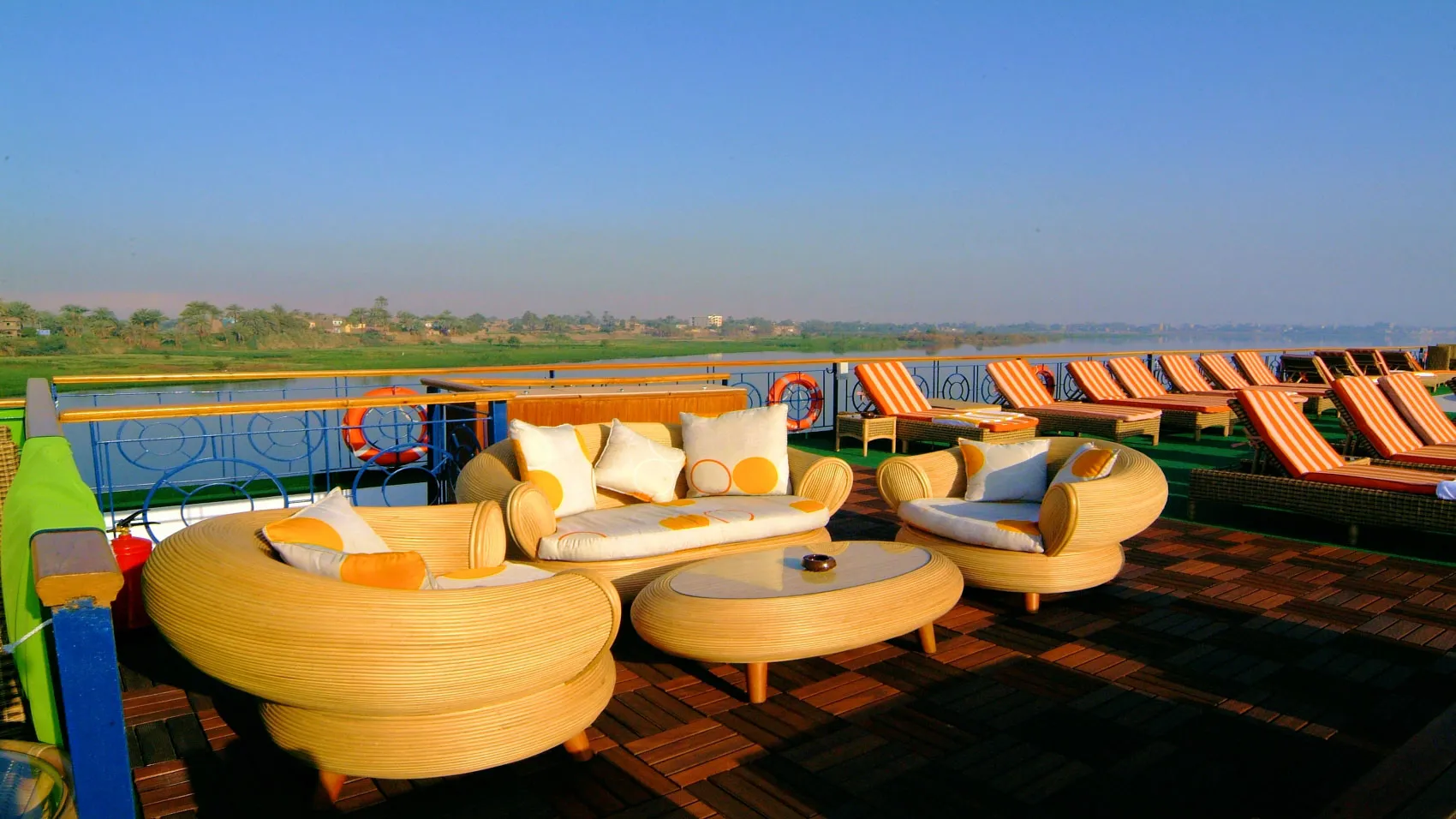 Royal Esadora Nile Cruise with nilo cruise 3