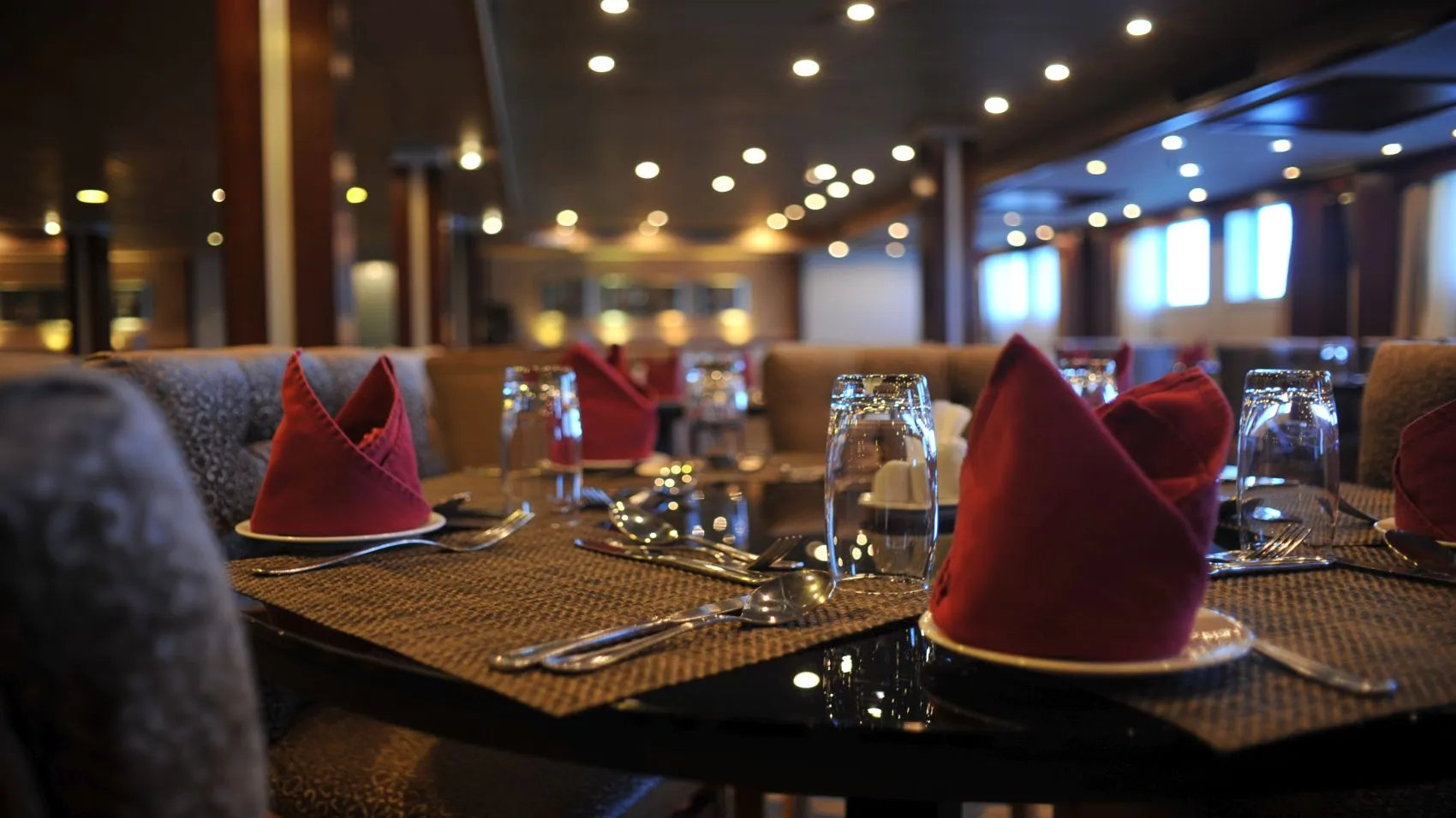 Royal Esadora Nile Cruise with nilo cruise 7