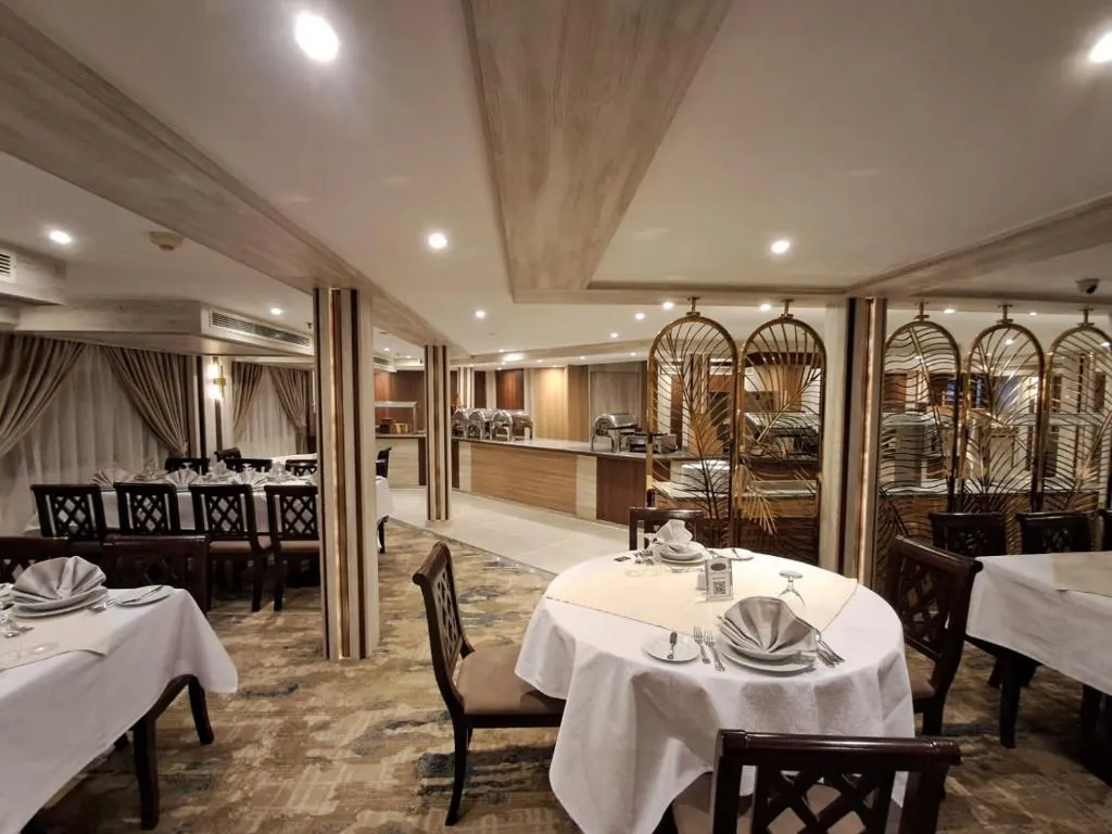 Chateau Lafayette Nile Cruise Luxor Aswan with Nilo Cruise 15